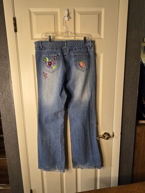 RuffHewn Vintage Embroidered Floral Wide Leg Jeans 16